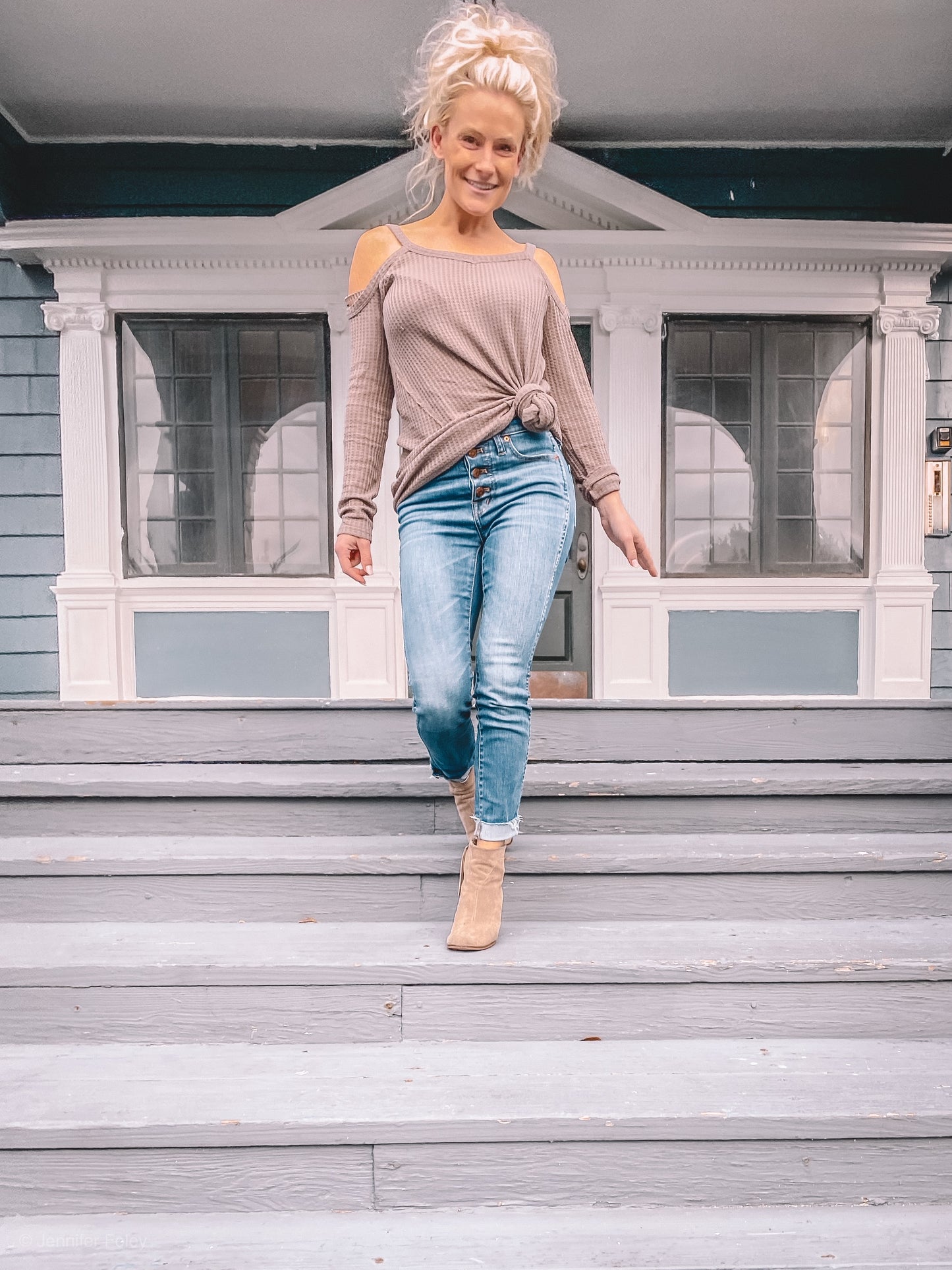 Dani - Cold Shoulder Top