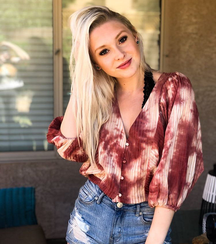 Kyra - Bubble Sleeve Crop Top
