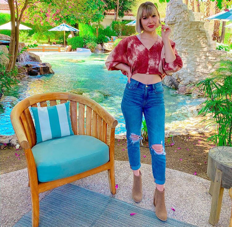 Kyra - Bubble Sleeve Crop Top