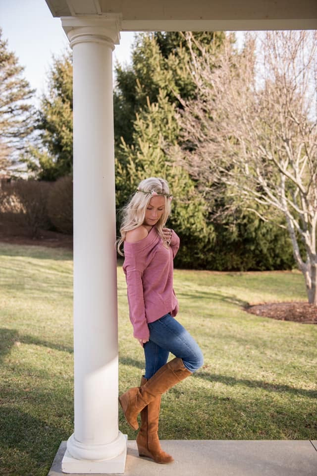Stacy - Lightweight Sweater
